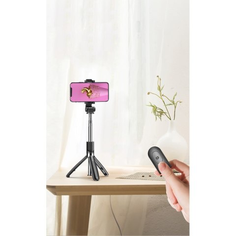 XO selfie stick Bluetooth tripod SS08 czarny 68cm XO selfie stick Bluetooth tripod SS08 czarny 68cm