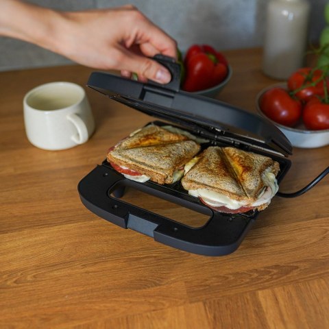 Huslog Opiekacz do kanapek 750W sandwich Huslog Opiekacz do kanapek 750W sandwich
