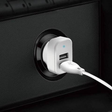 Dudao zestaw samochodowa ładowarka 2x USB 2.4A + kabel przewód USB 3w1 Lightning / Typ C / micro USB biały (R7 white) Dudao zestaw samochodowa ładowarka 2x USB 2.4A + kabel przewód USB 3w1 Lightning / Typ C / micro USB biały (R7 white)