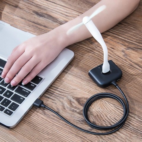 HUB Baseus Square USB-A do 1x USB-A 3.2 Gen 1 / 3x USB 2.0 z kablem 1m - czarny HUB Baseus Square USB-A do 1x USB-A 3.2 Gen 1 / 3x USB 2.0 z kablem 1m - czarny
