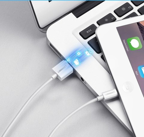 Kabel Ugreen US155 20728 USB-A / Lightning MFi 2.4A 1m - biały Kabel Ugreen US155 20728 USB-A / Lightning MFi 2.4A 1m - biały