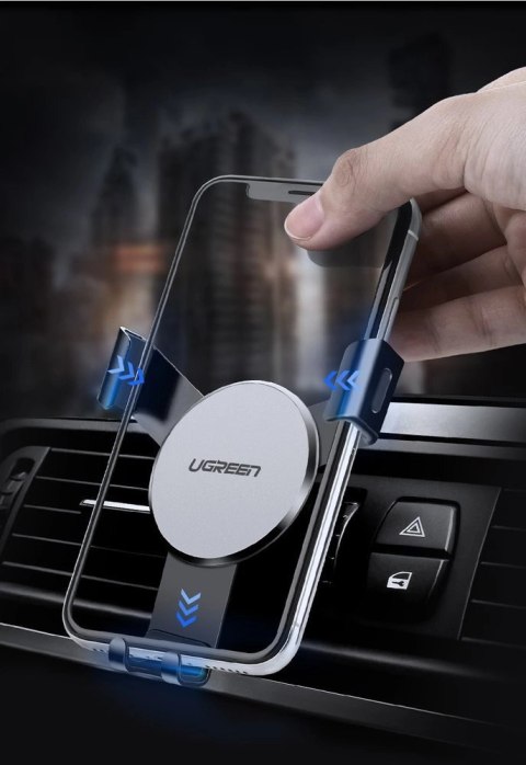 Uchwyt Ugreen LP130 40907 grawitacyjny na telefon do samochodowej kratki wentylacyjnej - srebrny Uchwyt Ugreen LP130 40907 grawitacyjny na telefon do samochodowej kratki wentylacyjnej - srebrny