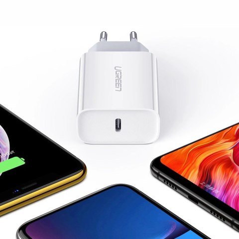 Ugreen ładowarka sieciowa USB Power Delivery 3.0 Quick Charge 4.0+ 20W 3A biały (60450) Ugreen ładowarka sieciowa USB Power Delivery 3.0 Quick Charge 4.0+ 20W 3A biały (60450)