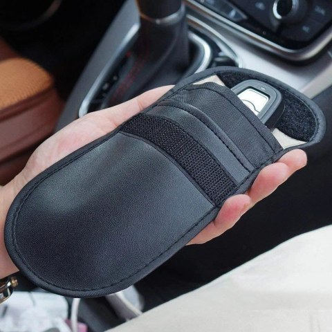 Etui antykradzieżowe na klucze samochodowe blokujące fale radiowe pokrowiec Keyless Faraday Box klatka Faradaya 14 cm z 10 cm cz Etui antykradzieżowe na klucze samochodowe blokujące fale radiowe pokrowiec Keyless Faraday Box klatka Faradaya 14 cm z 10 cm cz