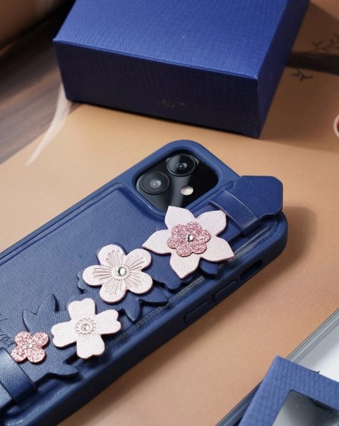 Kingxbar Sweet Series żelowe etui ozdobione oryginalnymi Kryształami Swarovskiego z podstawką iPhone 12 Pro Max zielony Kingxbar Sweet Series żelowe etui ozdobione oryginalnymi Kryształami Swarovskiego z podstawką iPhone 12 Pro Max zielony