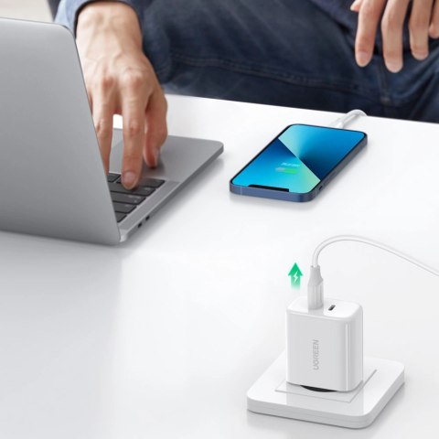 Ugreen ładowarka sieciowa 2x USB Typ C 40W Power Delivery biały (10343) Ugreen ładowarka sieciowa 2x USB Typ C 40W Power Delivery biały (10343)