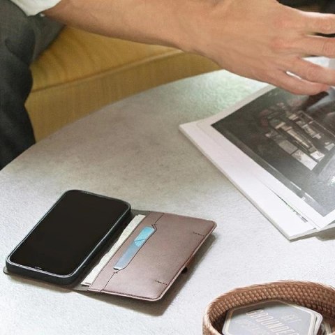 Etui Uniq Journa iPhone 12 Pro Max - szare Etui Uniq Journa iPhone 12 Pro Max - szare