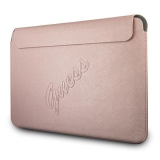 Pokrowiec Guess Saffiano Script na laptopa 13'' - różowy