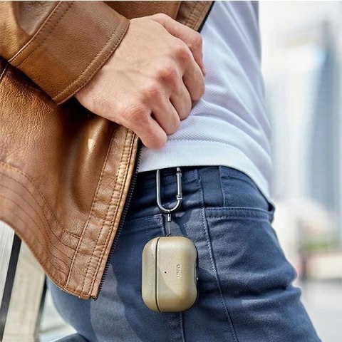 Etui UNIQ Terra Genuine Leather na AirPods Pro - oliwkowe Etui UNIQ Terra Genuine Leather na AirPods Pro - oliwkowe