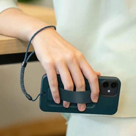 Etui Uniq Heldro na iPhone 12 / iPhone 12 Pro - białe Etui Uniq Heldro na iPhone 12 / iPhone 12 Pro - białe