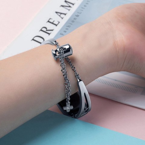 Zamienna metalowa opaska bransoleta łańcuszek pasek do Xiaomi Mi Band 6 / 5 / 4 / 3 srebrny Zamienna metalowa opaska bransoleta łańcuszek pasek do Xiaomi Mi Band 6 / 5 / 4 / 3 srebrny