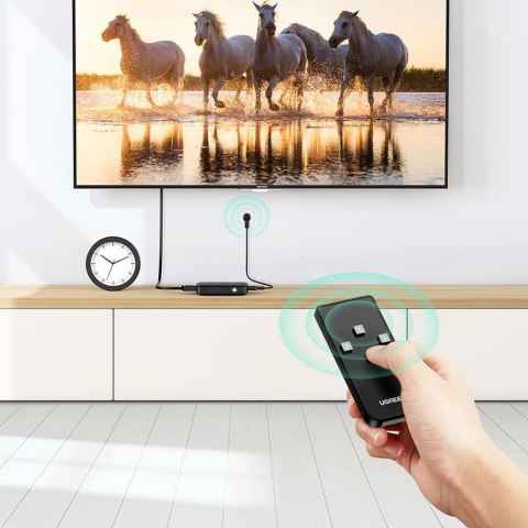 Ugreen przełącznik rozdzielacz splitter switch HDMI - 3x HDMI 4K 30Hz czarny (CM332 80125) Ugreen przełącznik rozdzielacz splitter switch HDMI - 3x HDMI 4K 30Hz czarny (CM332 80125)