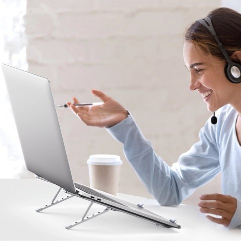 Ugreen składana regulowana podstawka pod laptopa srebrny (LP451) Ugreen składana regulowana podstawka pod laptopa srebrny (LP451)