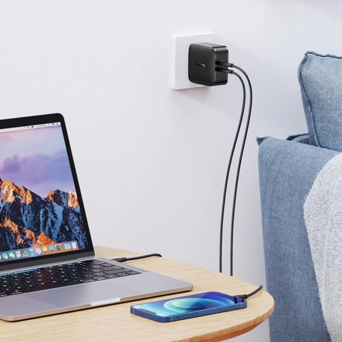 Ugreen ładowarka sieciowa 2x USB Typ C 66W Power Delivery 3.0 Quick Charge 4.0+ czarny (CD216) Ugreen ładowarka sieciowa 2x USB Typ C 66W Power Delivery 3.0 Quick Charge 4.0+ czarny (CD216)