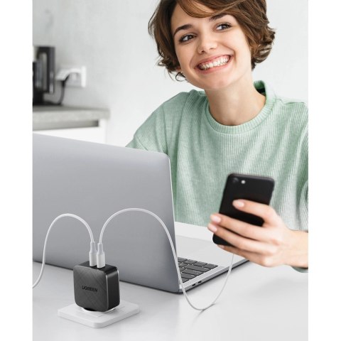 Ugreen ładowarka sieciowa 2x USB Typ C 66W Power Delivery 3.0 Quick Charge 4.0+ czarny (CD216) Ugreen ładowarka sieciowa 2x USB Typ C 66W Power Delivery 3.0 Quick Charge 4.0+ czarny (CD216)