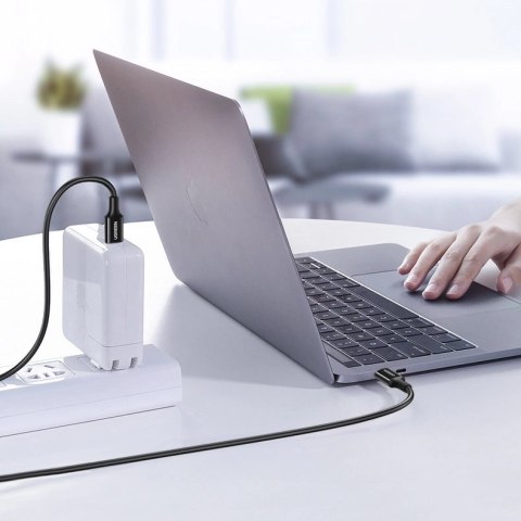 Kabel Ugreen US300 USB-C - USB-C PD QC FCP 100W 5A 480Mb/s 2m - biały Kabel Ugreen US300 USB-C - USB-C PD QC FCP 100W 5A 480Mb/s 2m - biały
