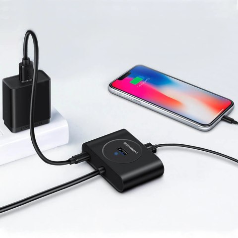 Ugreen wielofunkcyjny HUB USB - 4 x USB 3.0 1m biały (CR113) Ugreen wielofunkcyjny HUB USB - 4 x USB 3.0 1m biały (CR113)
