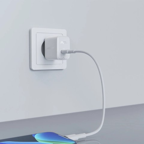 Acefast szybka ładowarka sieciowa USB Typ C 20W Power Delivery biały (A1 EU white) Acefast szybka ładowarka sieciowa USB Typ C 20W Power Delivery biały (A1 EU white)