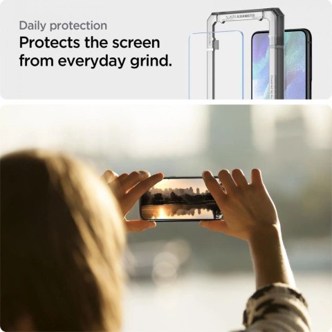 Szkło hartowane Spigen ALM Glas.tR na Samsung Galaxy S21 FE - 2 szt. Szkło hartowane Spigen ALM Glas.tR na Samsung Galaxy S21 FE - 2 szt.