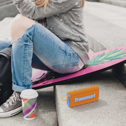 Tronsmart Trip głośnik bezprzewodowy Bluetooth 5.3 wodoodporny IPX7 10W pomarańczowy Tronsmart Trip głośnik bezprzewodowy Bluetooth 5.3 wodoodporny IPX7 10W pomarańczowy