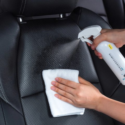 Baseus Auto-care spray do czyszczenia wnętrza samochodu 300ml biały (CRYH000002) Baseus Auto-care spray do czyszczenia wnętrza samochodu 300ml biały (CRYH000002)