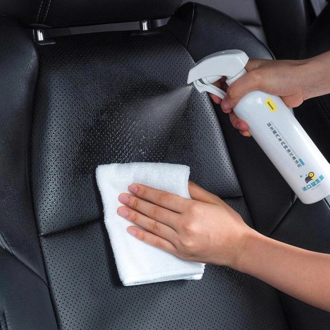 Baseus Auto-care spray do czyszczenia wnętrza samochodu 300ml biały (CRYH000002) Baseus Auto-care spray do czyszczenia wnętrza samochodu 300ml biały (CRYH000002)