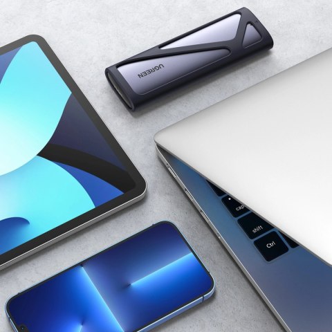Kieszeń Ugreen CM400 90264 na dysk SSD M.2 z portem USB-C 3.2 - szara Kieszeń Ugreen CM400 90264 na dysk SSD M.2 z portem USB-C 3.2 - szara