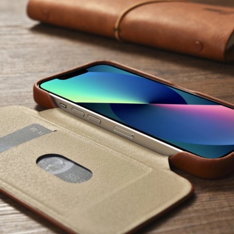 ICarer CE Oil Wax Premium Leather Folio Case skórzane etui iPhone 14 z klapką magnetyczne MagSafe brązowy (AKI14220705-BN)