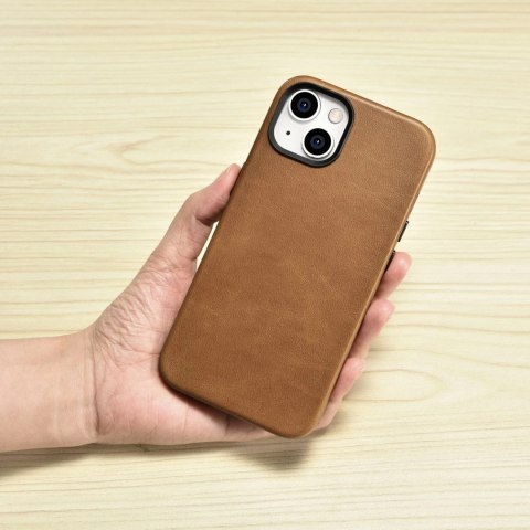 ICarer Oil Wax Premium Leather Case skórzane etui iPhone 14 Plus magnetyczne z MagSafe brązowy (WMI14220703-TN)