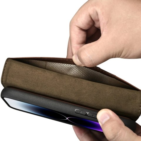 ICarer Oil Wax Wallet Case 2in1 etui iPhone 14 Pro skórzany pokrowiec z klapką Anti-RFID brązowy (WMI14220722-BN) ICarer Oil Wax Wallet Case 2in1 etui iPhone 14 Pro skórzany pokrowiec z klapką Anti-RFID brązowy (WMI14220722-BN)