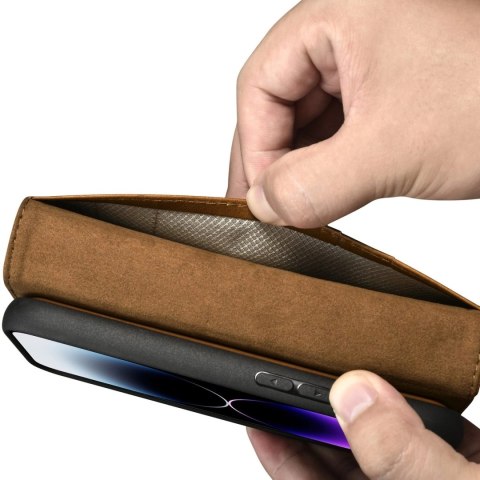 ICarer Oil Wax Wallet Case 2in1 etui iPhone 14 Pro skórzany pokrowiec z klapką Anti-RFID brązowy (WMI14220722-TN)