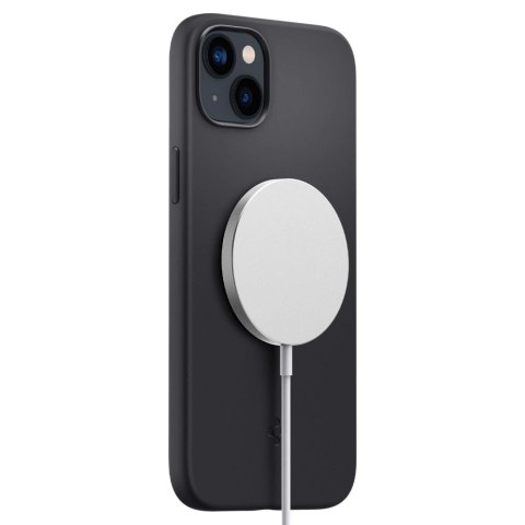 Etui Spigen Silicone Fit Mag z MagSafe na iPhone 14 Plus - czarne Etui Spigen Silicone Fit Mag z MagSafe na iPhone 14 Plus - czarne