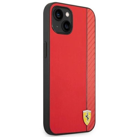 Etui Ferrari Carbon na iPhone 14 Plus - czerwone Etui Ferrari Carbon na iPhone 14 Plus - czerwone