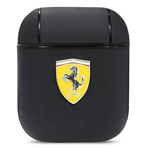 Etui Ferrari On Track Leather na AirPods 1/2 - czarne