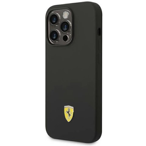 Etui Ferrari Silicone Metal Logo na iPhone 14 Pro - czarne Etui Ferrari Silicone Metal Logo na iPhone 14 Pro - czarne