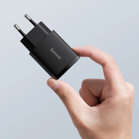 Baseus Compact szybka ładowarka sieciowa USB / USB Typ C 20W 3A Power Delivery Quick Charge 3.0 czarny (CCXJ-B01) Baseus Compact szybka ładowarka sieciowa USB / USB Typ C 20W 3A Power Delivery Quick Charge 3.0 czarny (CCXJ-B01)