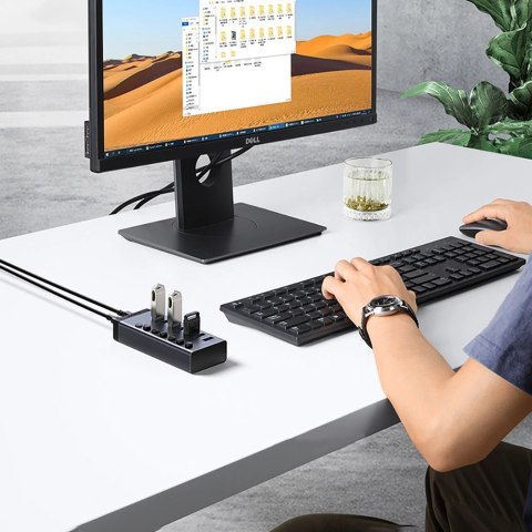 Ugreen wielofunkcyjny HUB 7w1 USB Typ C - 7x USB Typ A 3.0 PD DC 12V szary (CM481) Ugreen wielofunkcyjny HUB 7w1 USB Typ C - 7x USB Typ A 3.0 PD DC 12V szary (CM481)