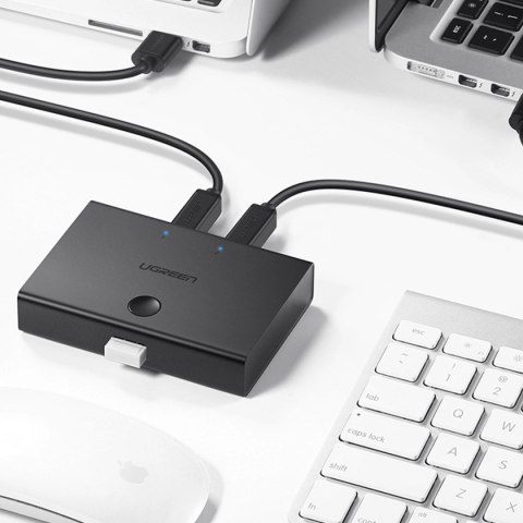 Ugreen switch przełącznik 2xUSB-B - USB-A czarny (30345) Ugreen switch przełącznik 2xUSB-B - USB-A czarny (30345)