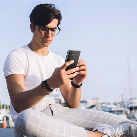 Osłona aparatu Spigen Glas.tR EZ Fit Optik Camera Protector na Samsung Galaxy S23 Ultra - czarna 2 szt. Osłona aparatu Spigen Glas.tR EZ Fit Optik Camera Protector na Samsung Galaxy S23 Ultra - czarna 2 szt.