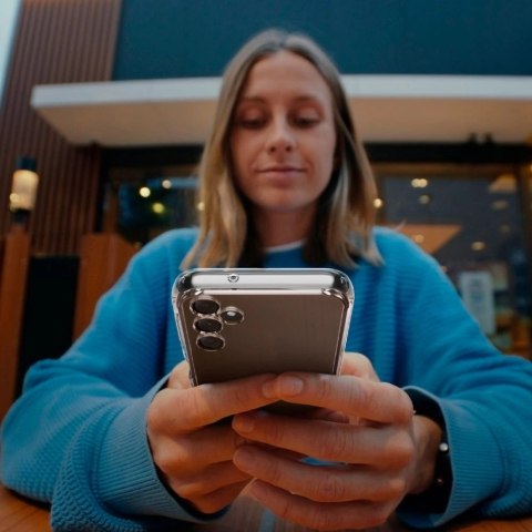 Etui Spigen Ultra Hybrid na Samsung Galaxy A14 5G - przezroczyste