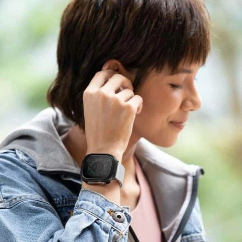 Etui UNIQ Valencia na Apple Watch Ultra 49 mm - czarne