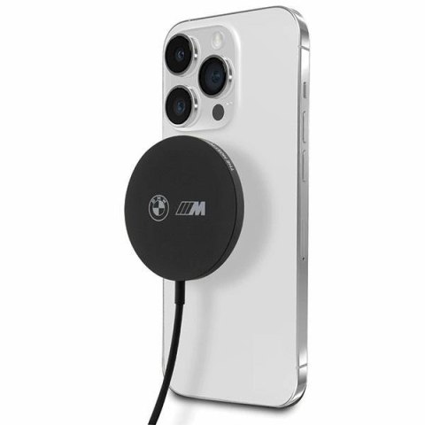 Ładowarka indukcyjna BMW M Edition 15W z MagSafe - czarne Ładowarka indukcyjna BMW M Edition 15W z MagSafe - czarne