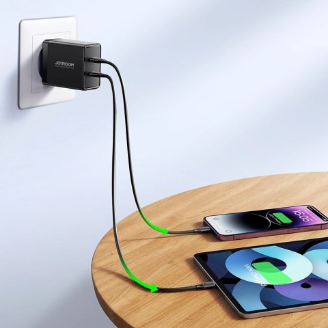 Szybka ładowarka Joyroom JR-TCF09 2x USB-C 40W - czarna Szybka ładowarka Joyroom JR-TCF09 2x USB-C 40W - czarna