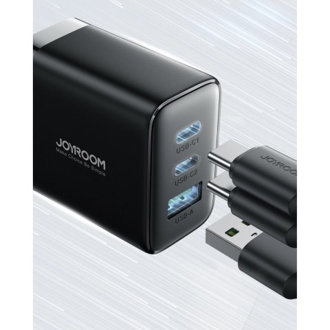 Szybka ładowarka Joyroom JR-TCF10 2x USB-C USB-A 32W (wtyczka UK) - czarna Szybka ładowarka Joyroom JR-TCF10 2x USB-C USB-A 32W (wtyczka UK) - czarna