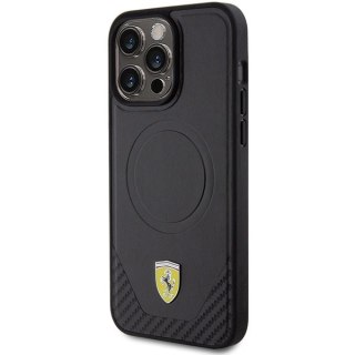 Etui Ferrari Carbon Metal Logo MagSafe na iPhone 15 Pro Max - czarne