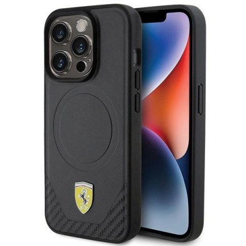 Etui Ferrari Carbon Metal Logo MagSafe na iPhone 15 Pro - czarne Etui Ferrari Carbon Metal Logo MagSafe na iPhone 15 Pro - czarne