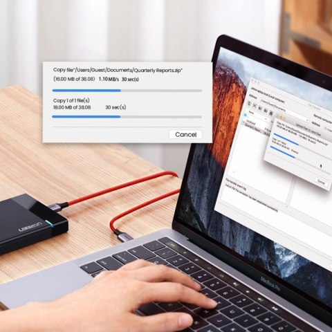 Kabel Ugreen US294 USB-C - USB-C 3A 480Mb/s 1m - czerwony Kabel Ugreen US294 USB-C - USB-C 3A 480Mb/s 1m - czerwony