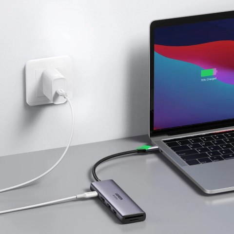Ugreen 6w1 wielofunkcyjny HUB USB Typ C - 2x USB 3.2 Gen 1 / HDMI 4K 60Hz / czytnik kart SD i TF / USB Typ C PD 100W szary (6038 Ugreen 6w1 wielofunkcyjny HUB USB Typ C - 2x USB 3.2 Gen 1 / HDMI 4K 60Hz / czytnik kart SD i TF / USB Typ C PD 100W szary (6038