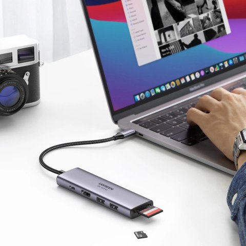Ugreen 6w1 wielofunkcyjny HUB USB Typ C - 2x USB 3.2 Gen 1 / HDMI 4K 60Hz / czytnik kart SD i TF / USB Typ C PD 100W szary (6038 Ugreen 6w1 wielofunkcyjny HUB USB Typ C - 2x USB 3.2 Gen 1 / HDMI 4K 60Hz / czytnik kart SD i TF / USB Typ C PD 100W szary (6038
