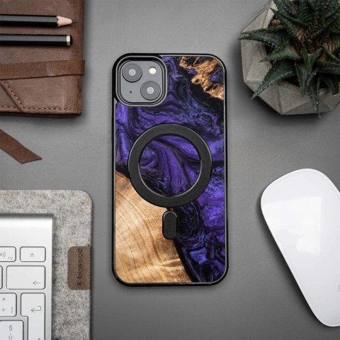 Etui Bewood Unique MagSafe Violet z drewna i żywicy na iPhone 15 Plus - fioletowo-czarne Etui Bewood Unique MagSafe Violet z drewna i żywicy na iPhone 15 Plus - fioletowo-czarne